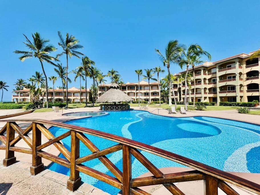 Departamento Cerca Del Mar Y Con Vista Mazatlán